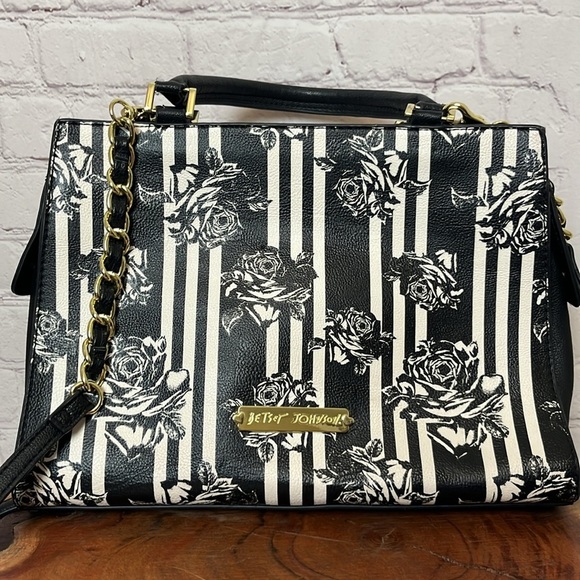 Betsey Johnson Black and Pink Bow Bag - Picture 6 of 15